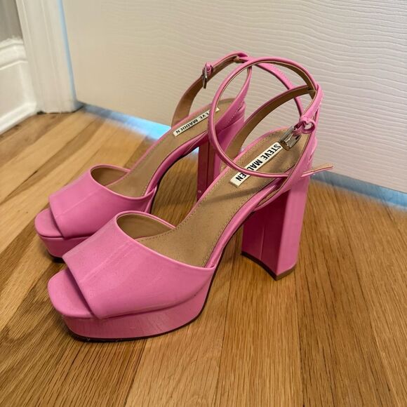 Steve Madden Lourdes Heel ~ Pink Patent - Picture 3 of 7